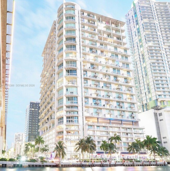 Building Photo - 690 SW 1st Ct