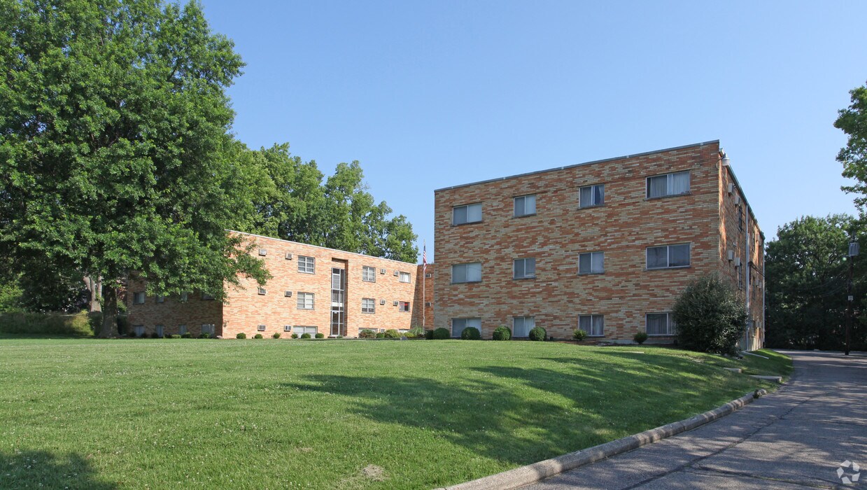 Oak Hill Manor Apartments Cincinnati, OH