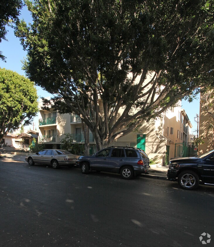 Foto del edificio - 1240 N Cherokee Ave