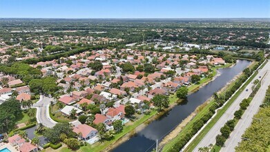 Building Photo - 411 Bermuda Springs Dr