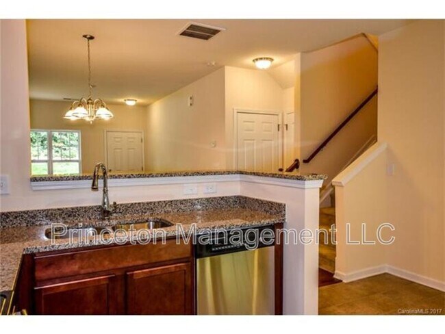 Foto del edificio - 194-C Limerick Rd.