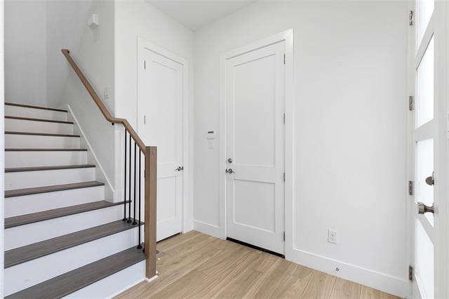 Foto del edificio - 913 Bayonne St