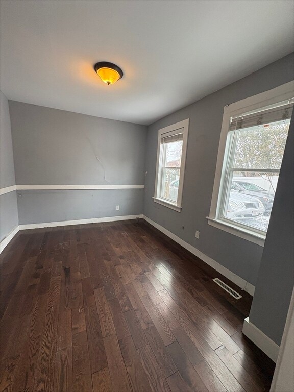 Foto del edificio - 77 School St