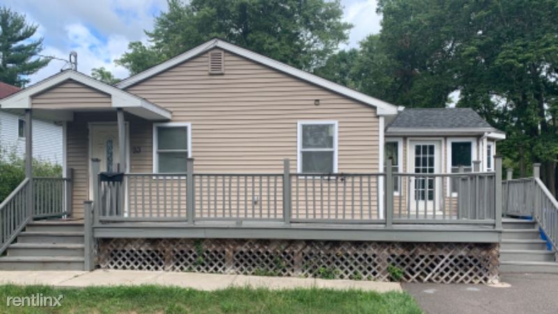 Primary Photo - 4 br, 3 bath House - 33 Greenfield St