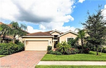 Building Photo - 2382 Heydon Cir E