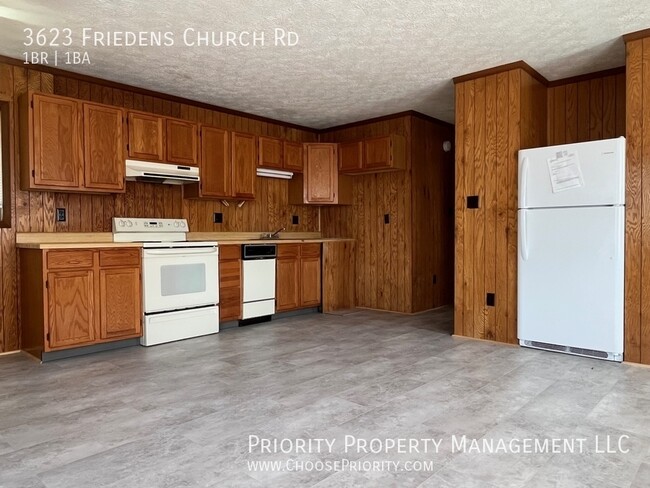 Building Photo - 1 Bedroom, 1 Bathroom Single Family Home, ...