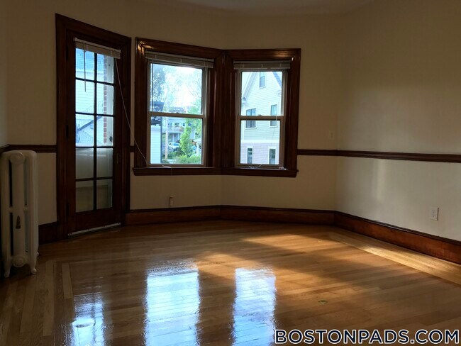 Foto del edificio - 163 Summer St