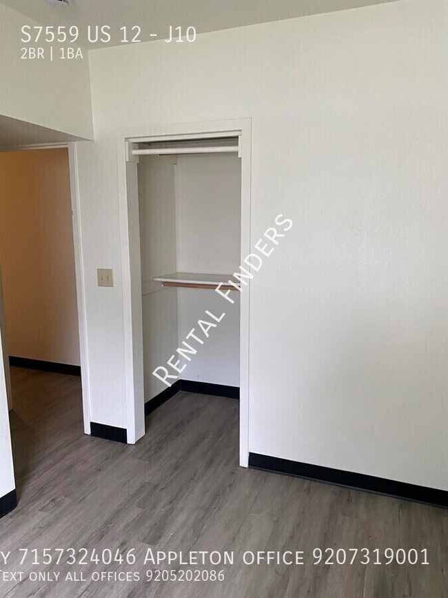 Building Photo - S7559 US-12