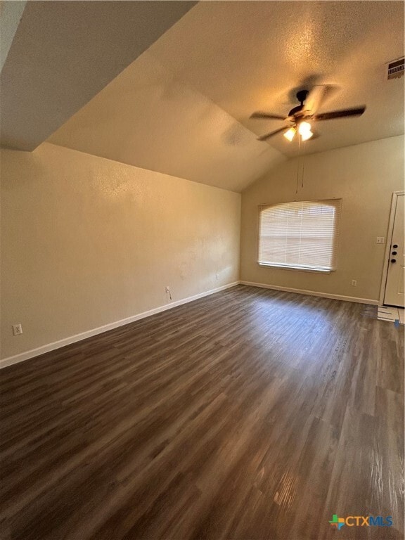 Building Photo - 3208 Raven Dr