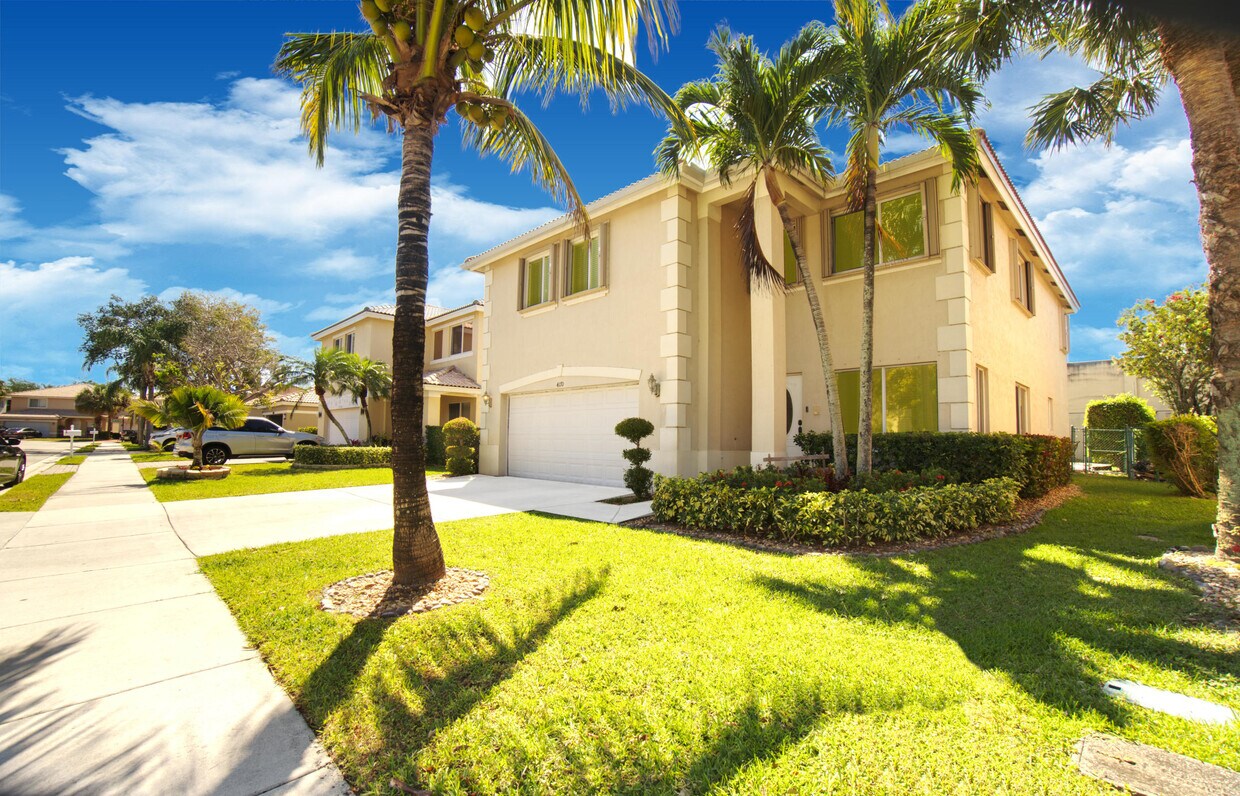Primary Photo - 4170 NW 62nd Ct