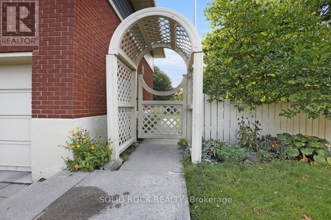 Photo du bâtiment - 1776 Ainsley Dr