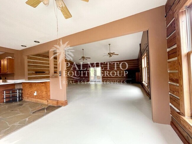 Foto del edificio - 5258 Ferguson Rd