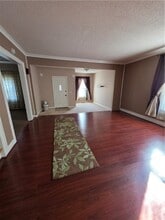 Building Photo - 544 S Main St Building Photo - 544 S Main St