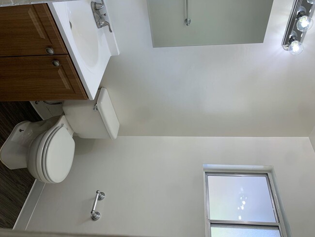 Building Photo - 4111 Rosecrans Ave