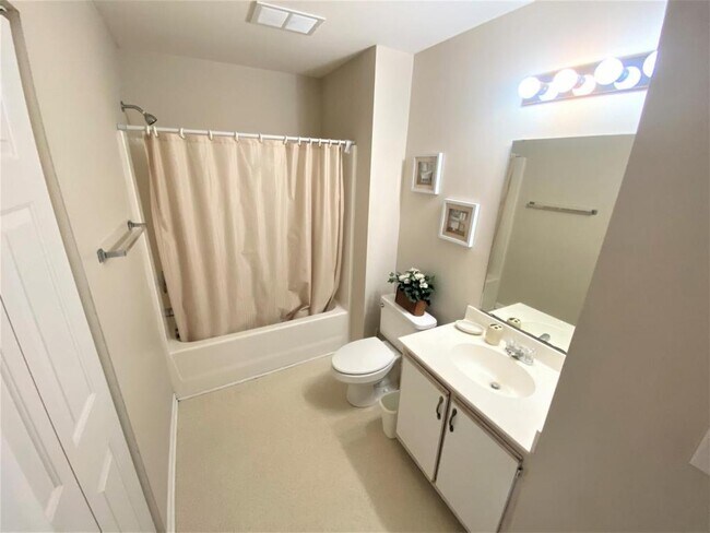 Building Photo - 1230 River Oaks Dr. 21-C