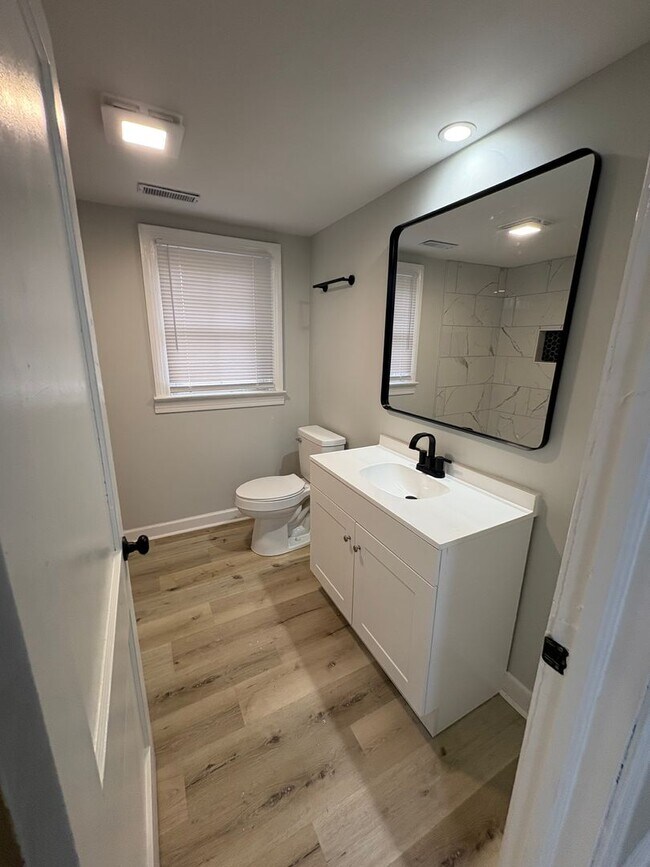 Foto del edificio - Freshly Renovated Home in Greensboro- 3bed/1bath