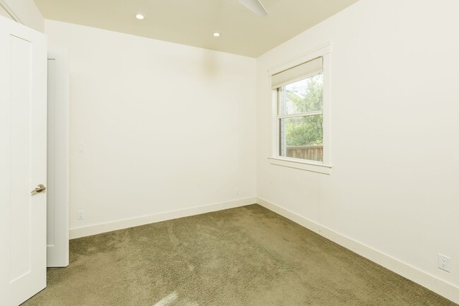 Foto del edificio - 972 Dolores St