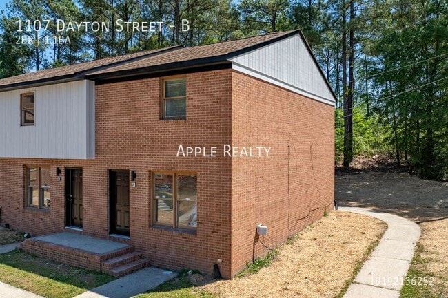 Building Photo - 1107 Dayton St
