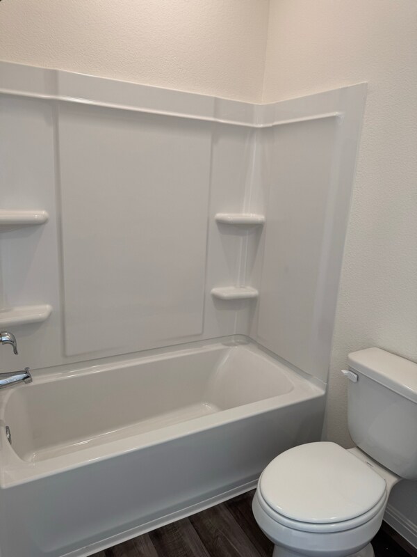 Building Photo - 207 Fox Hvn Rd