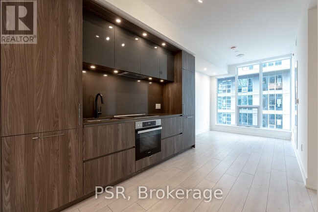 Building Photo - 35 Mercer St