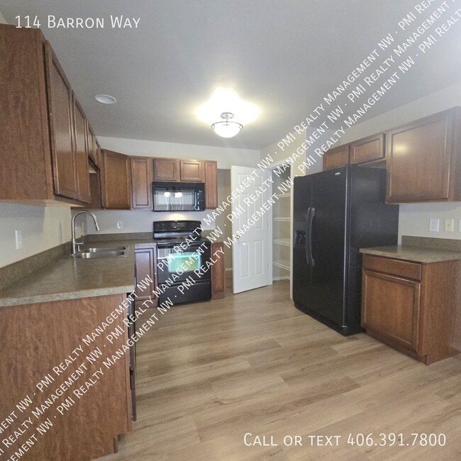 Building Photo - 114 Barron Way