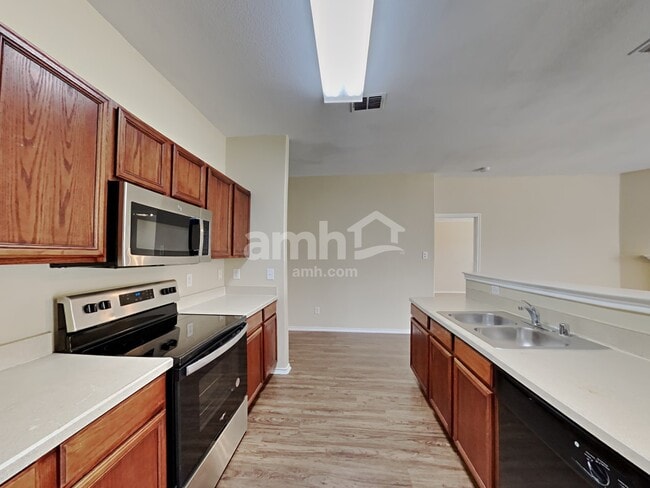 Building Photo - 101 Long Prairie Dr