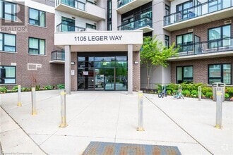 Building Photo - 1105 Leger Wy