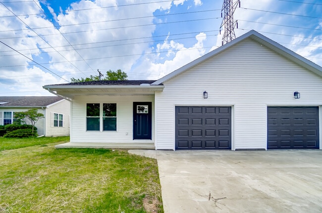 Building Photo - 3011 Cletus Pky
