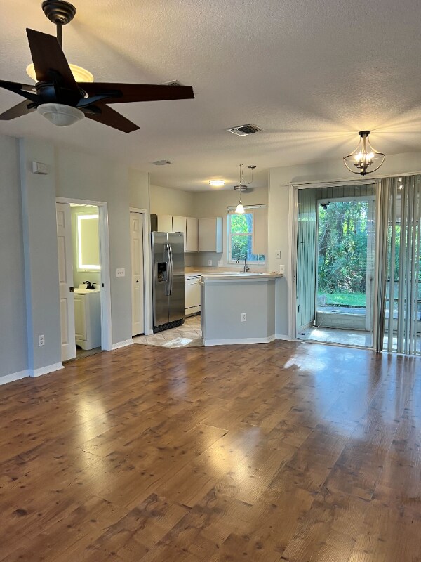 Building Photo - 13508 Forest Lake Dr