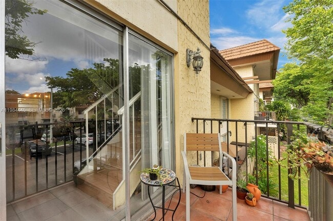 Building Photo - 8600 SW 109th Ave