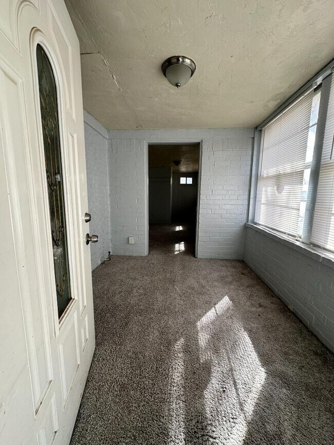 Foto del edificio - 860 S Scott St