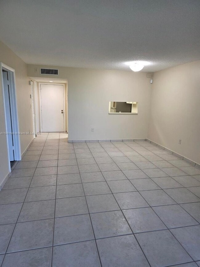 Building Photo - 8025 SW 107th Ave