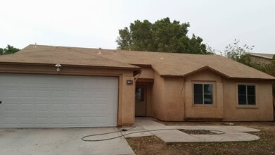 Building Photo - 861 W Legion Rd