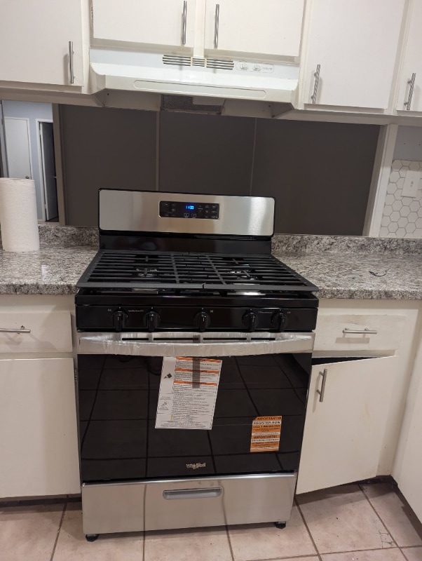 Foto del edificio - 709 Adeline Pl