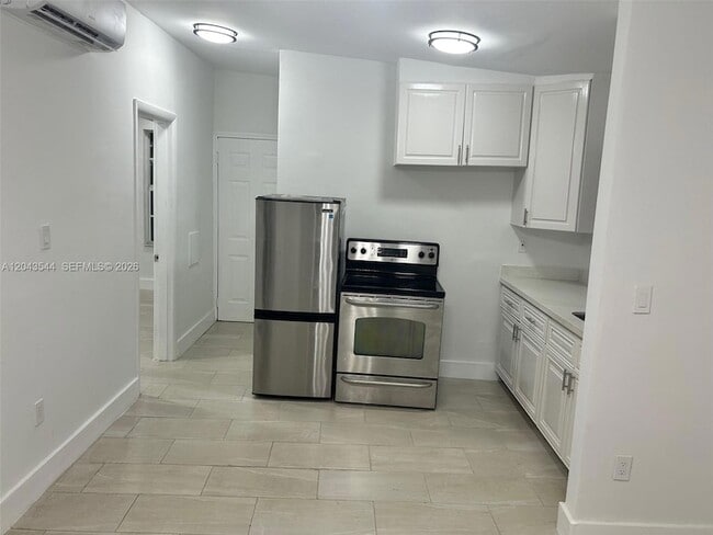 Photo - 261 NW 49th St Apartment