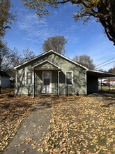 Building Photo - 103 E Parkview Dr