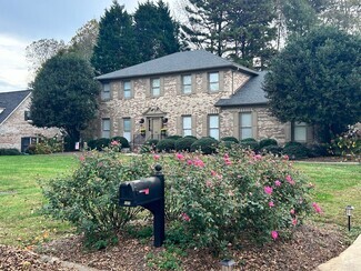 Building Photo - 127 Polo Dr