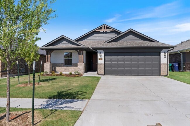 Building Photo - 417 Haven St