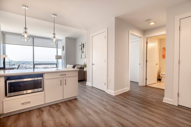 Building Photo - 355 Atlantic St