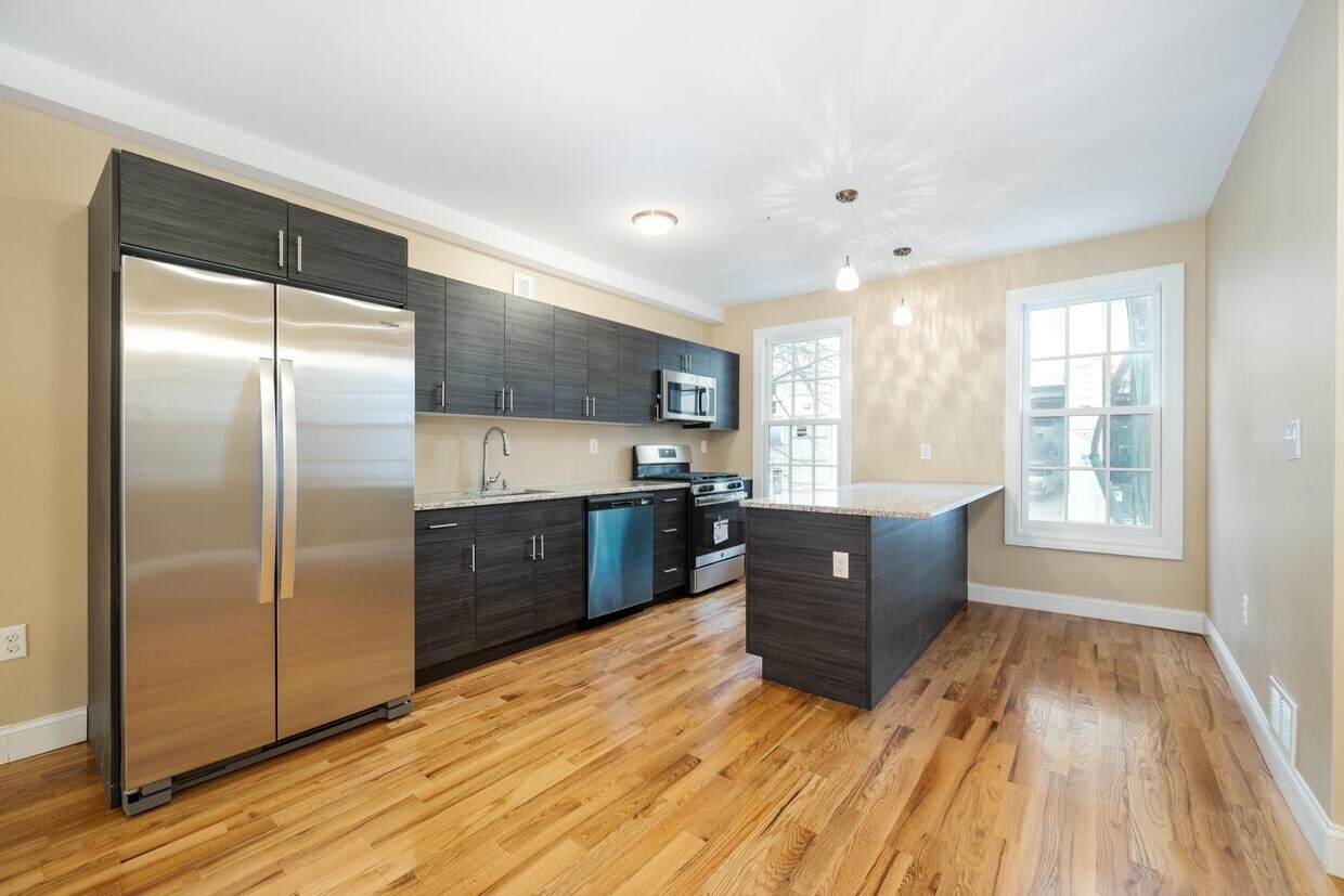 11 Wayne St Unit 1, Jersey City, NJ 07302 Condo for Rent in Jersey