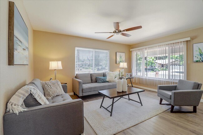 Foto del edificio - 33775 SINSBURY WAY