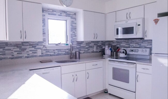 Foto del edificio - 212 N 33rd Ave