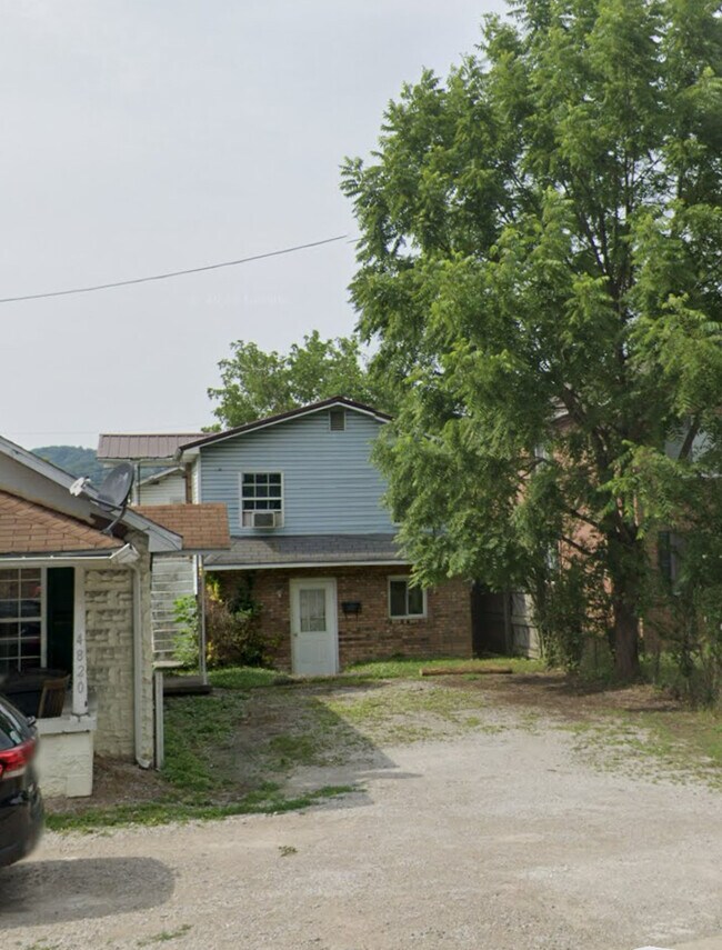 Building Photo - 4820 Kanawha Tpke