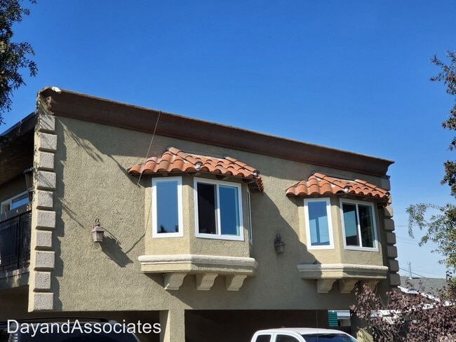 Building Photo - 15517 Colorado Ave