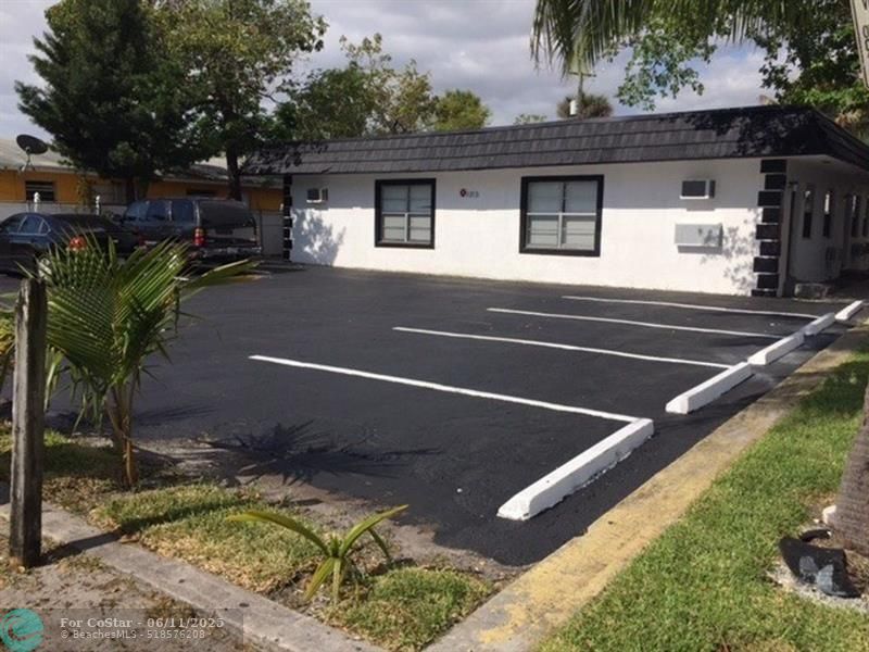 Foto principal - 1317 NE 5th Ave