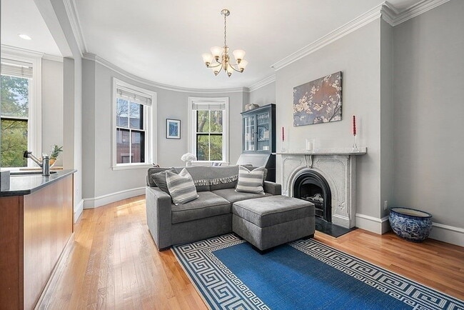 "Charming 2-Bed Oasis in the Heart of Boston's South End – Spacious 765 Sq Ft!" - "Charming 2-Bed Oasis in the Heart of Boston's South End – Spacious 765 Sq Ft!" Apartment