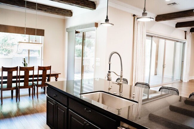 Foto del edificio - 28806 N 67th Dr