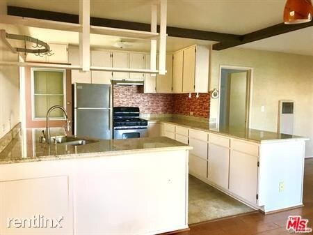 Building Photo - 4322 Berryman Ave