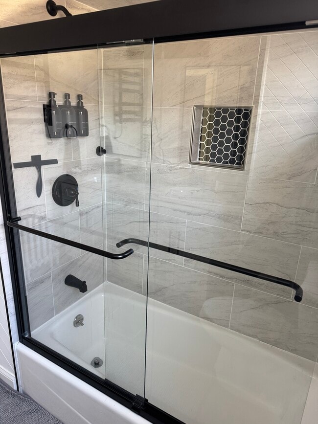 Building Photo - 3 Winfield St