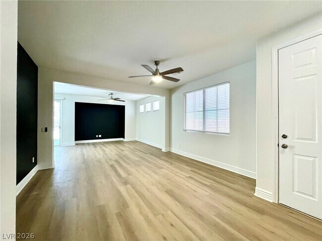Building Photo - 10546 Big Mill Dr